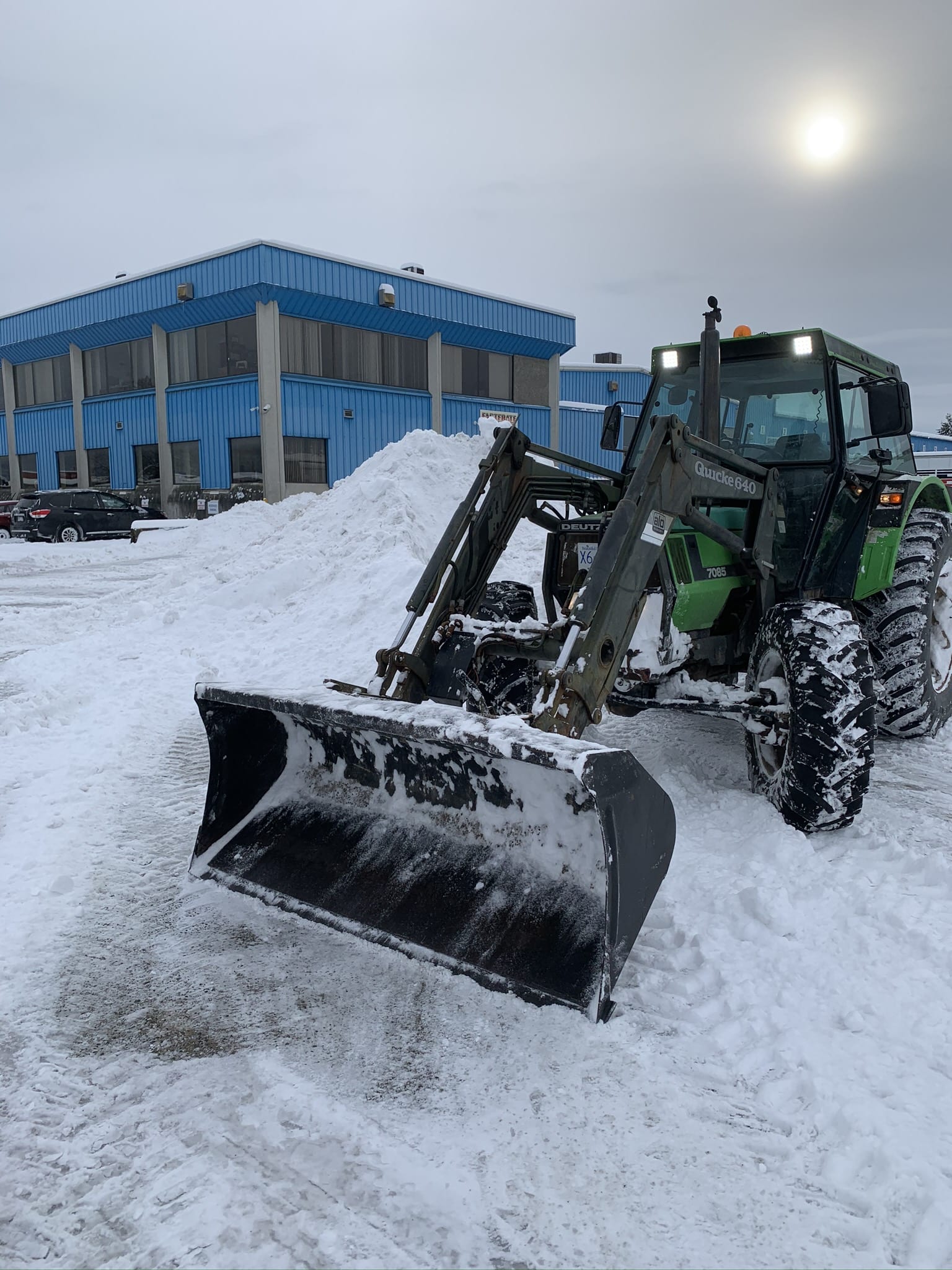 Taves is one of the snow removal company in the Vancouver that have professional equipment to make your driveway safe